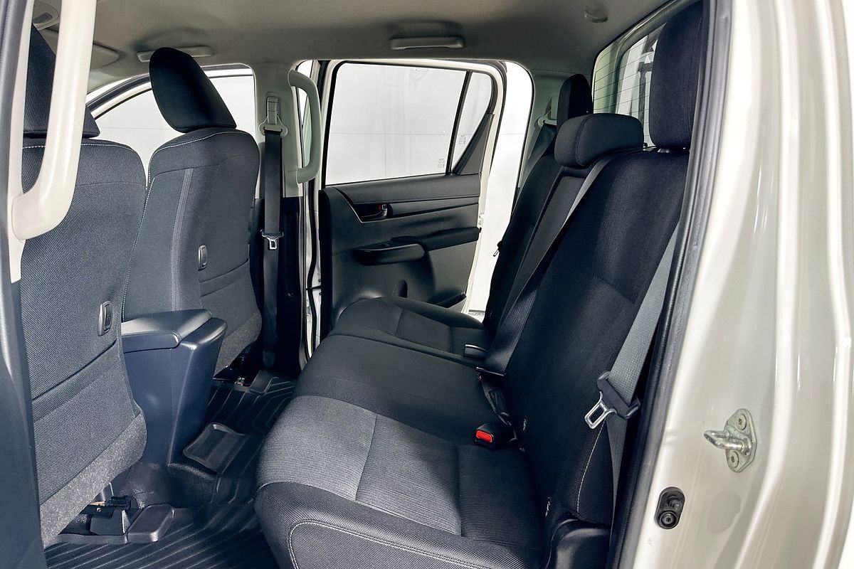 2022 Toyota HILUX SR (4x4) GUN126R 4X4