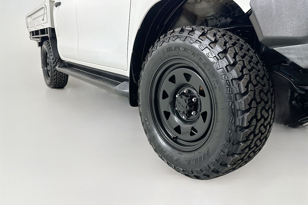 2019 Toyota HILUX SR (4x4) GUN126R MY19 4X4
