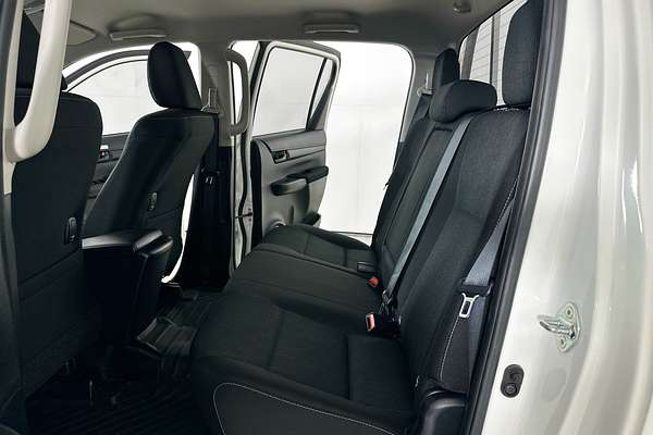 2022 Toyota HILUX SR (4x4) GUN126R 4X4