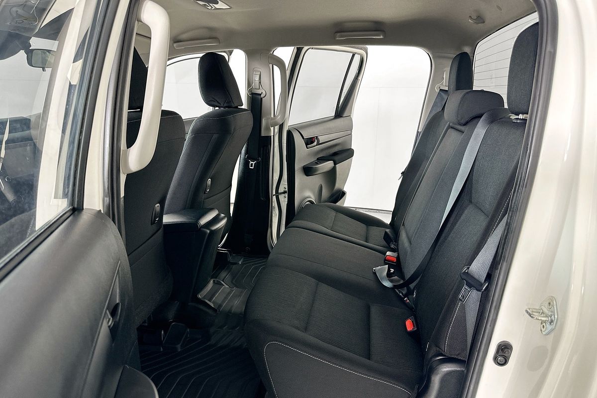 2022 Toyota HILUX SR (4x4) GUN126R 4X4