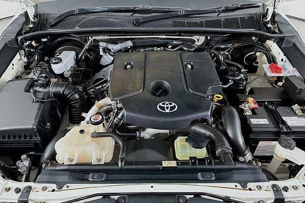 2021 Toyota Hilux SR GUN126R 4X4