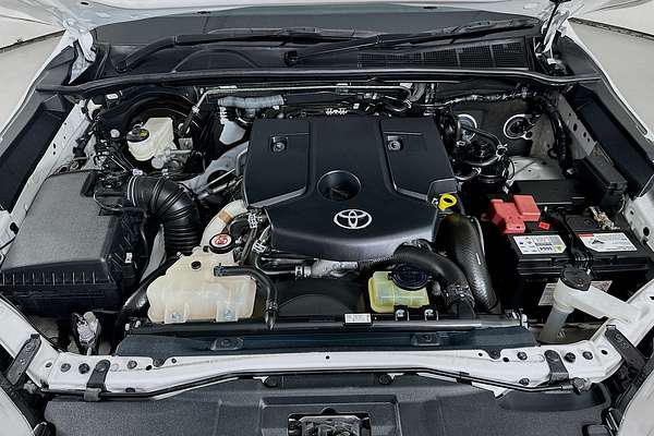 2018 Toyota HILUX SR (4x4) GUN126R MY17 4X4