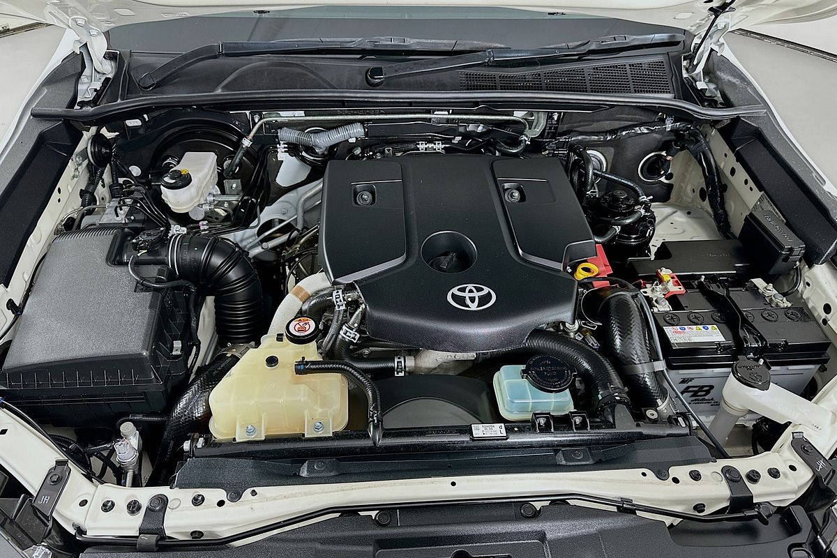 2021 Toyota HILUX SR (4x4) GUN126R FACELIFT 4X4