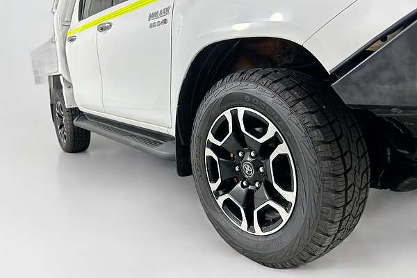 2021 Toyota HILUX SR5 (4x4) GUN126R FACELIFT 4X4