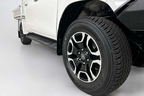 2021 Toyota HILUX SR5 (4x4) GUN126R FACELIFT 4X4