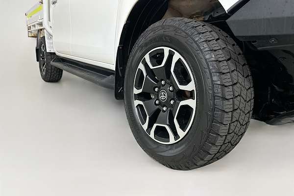 2021 Toyota HILUX SR5 (4x4) GUN126R FACELIFT 4X4