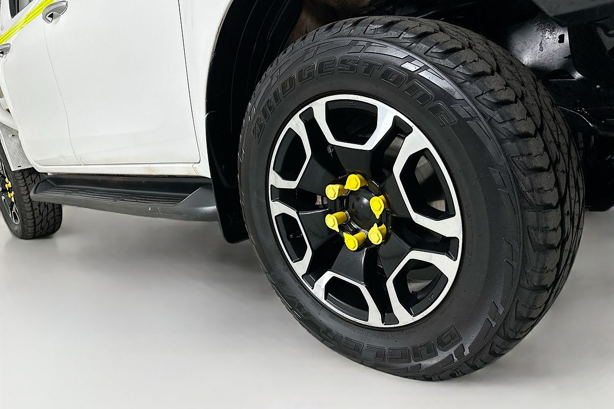 2021 Toyota HILUX SR5 GUN126R 4X4