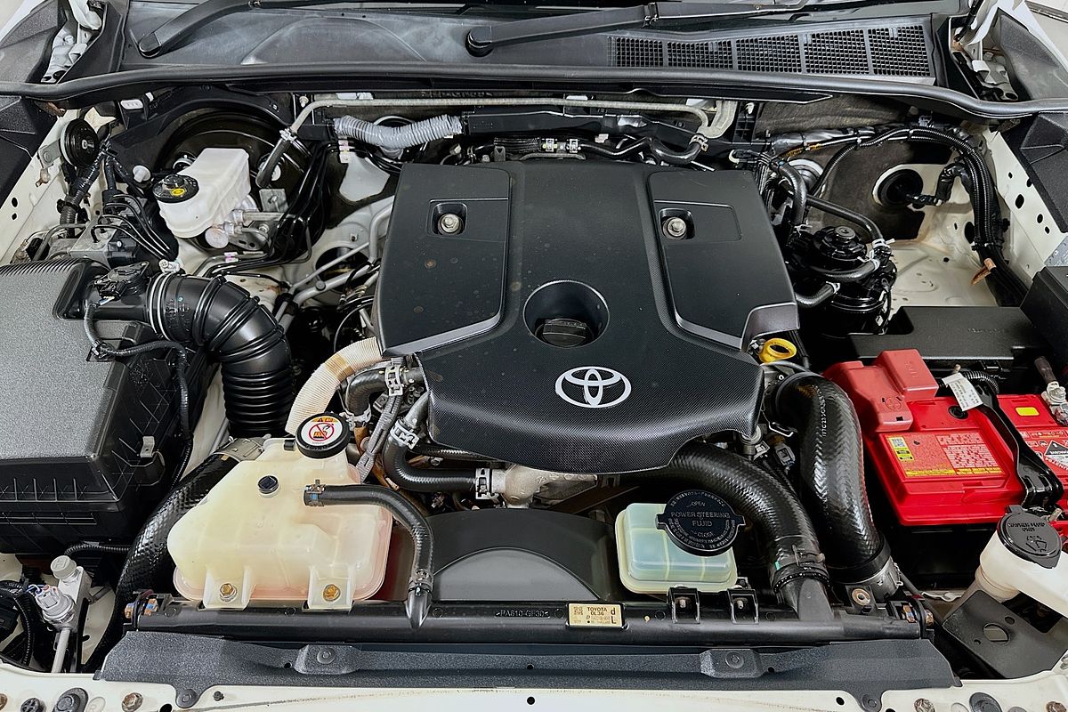 2021 Toyota HILUX SR (4x4) GUN126R FACELIFT 4X4