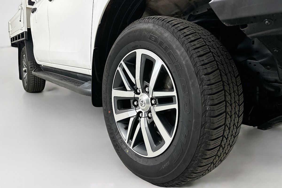 2019 Toyota HILUX SR (4x4) GUN126R MY19 4X4