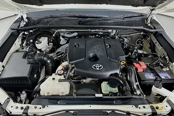 2021 Toyota HILUX SR (4x4) GUN126R 4X4