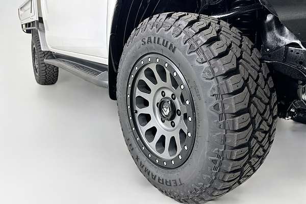 2017 Toyota HILUX SR (4x4) GUN126R 4X4