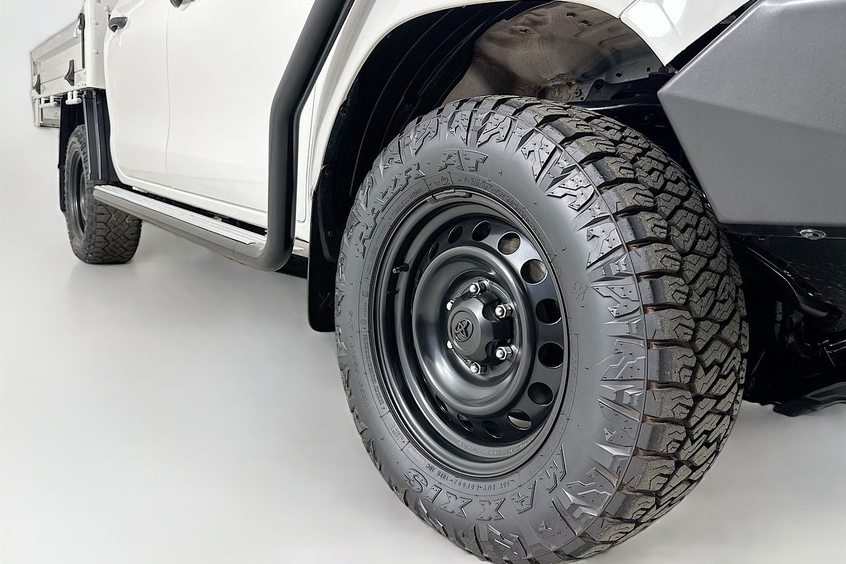 2019 Toyota HILUX SR (4x4) GUN126R MY19 UPGRADE 4X4