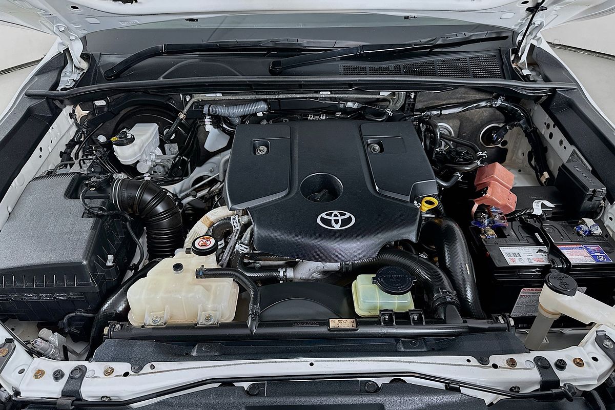 2019 Toyota HILUX SR (4x4) GUN126R MY19 4X4