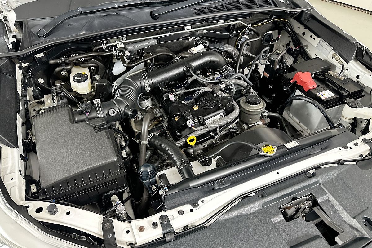 2016 Toyota HILUX WORKMATE TGN121R REAR WHEEL DRIVE