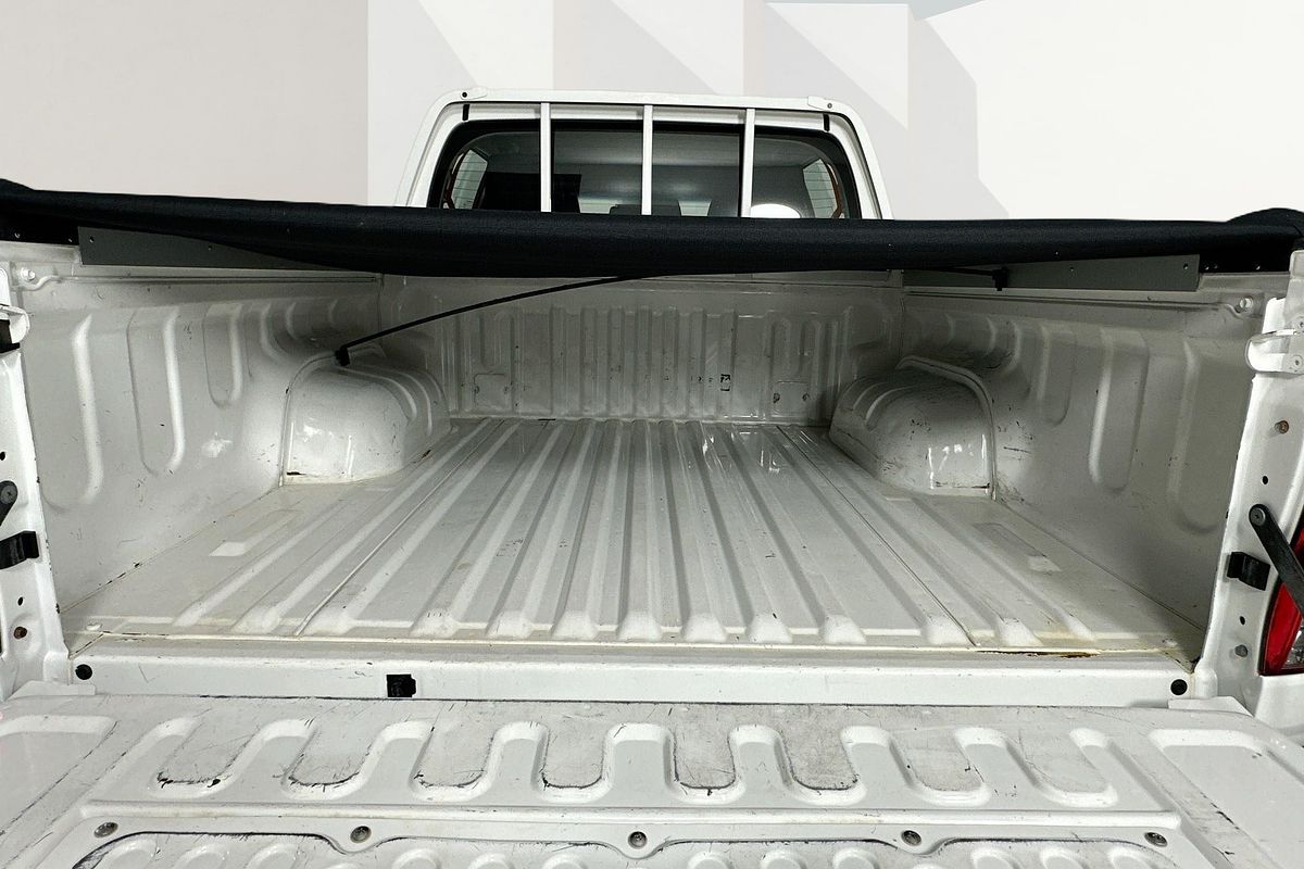 2017 Toyota HILUX SR HI-RIDER GUN136R REAR WHEEL DRIVE