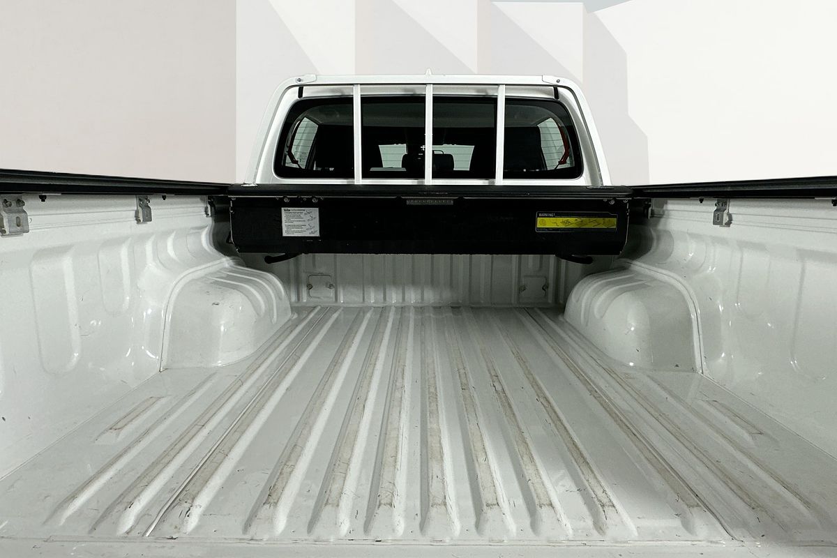 2024 Toyota HILUX SR 48V (4x4) GUN126R 4X4
