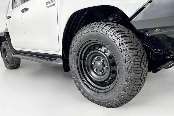 2020 Toyota HILUX SR (4x4) GUN126R FACELIFT 4X4