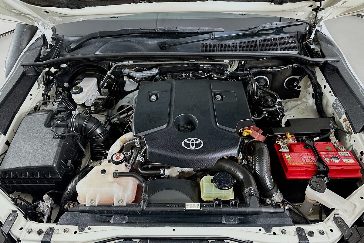 2021 Toyota HILUX SR (4x4) GUN126R 4X4