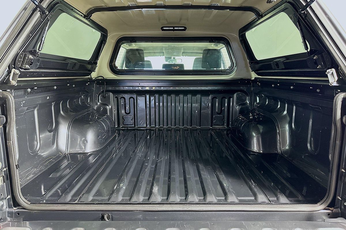2019 Toyota HILUX SR (4x4) GUN126R MY19 UPGRADE 4X4