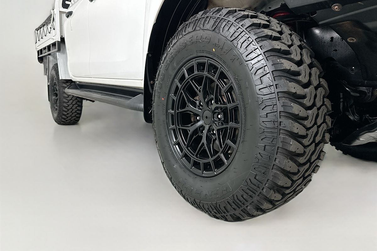 2019 Toyota HILUX SR (4x4) GUN126R MY19 UPGRADE 4X4