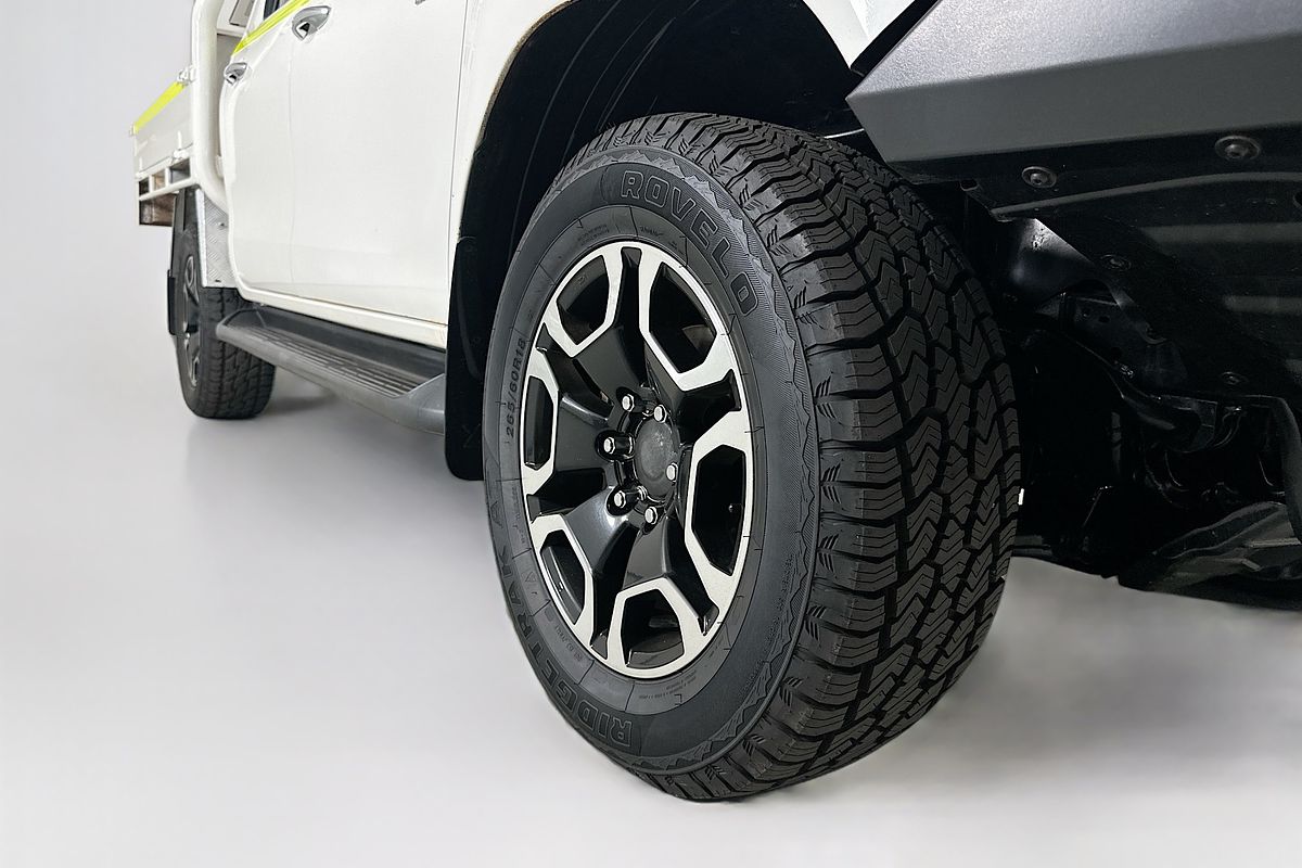 2021 Toyota HILUX SR5 (4x4) GUN126R FACELIFT 4X4