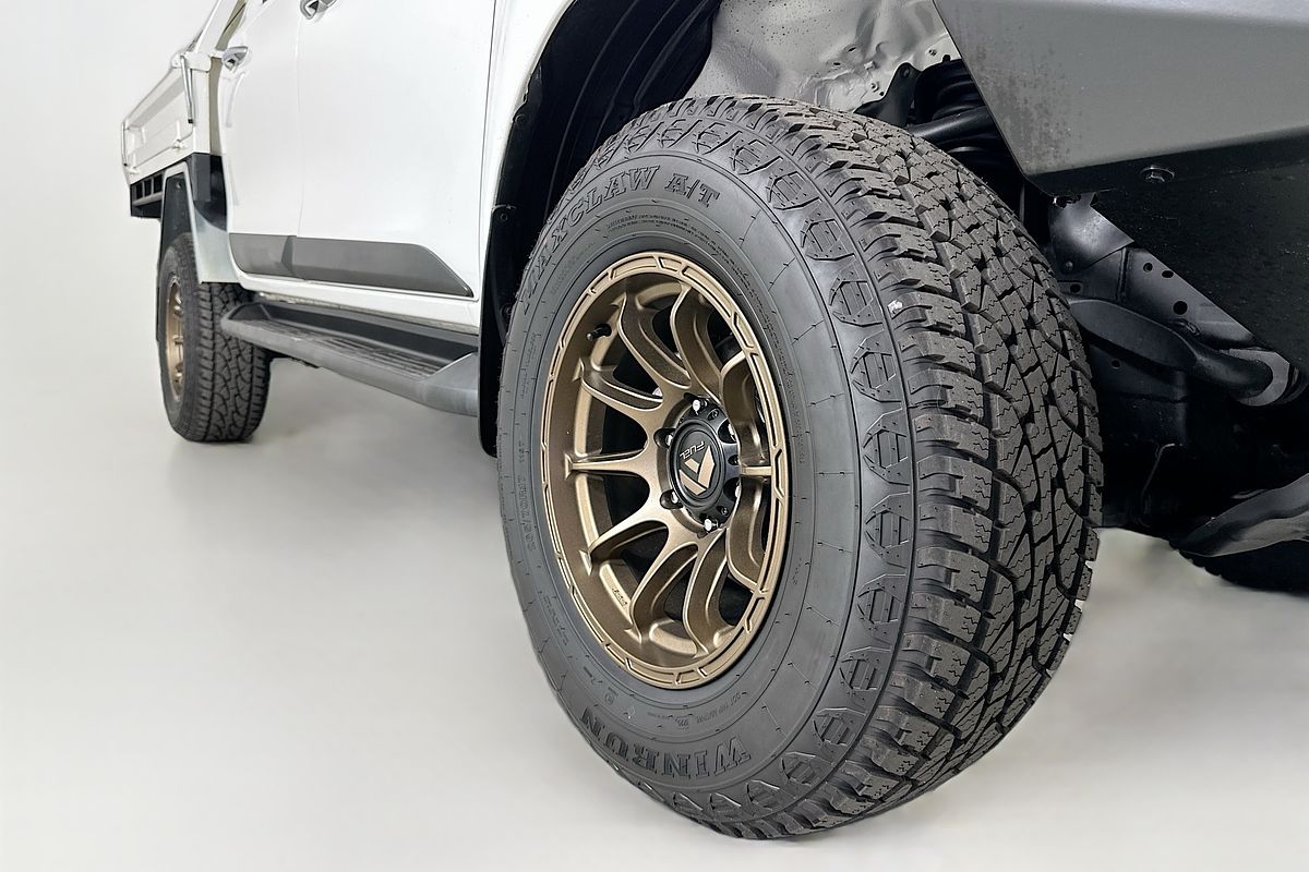2020 Toyota HILUX SR (4x4) GUN126R MY19 UPGRADE 4X4
