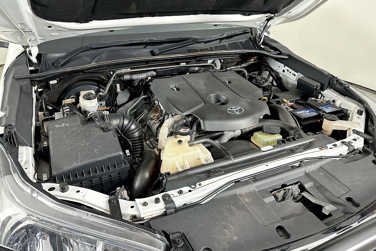 2020 Toyota HILUX SR (4x4) GUN126R MY19 UPGRADE 4X4