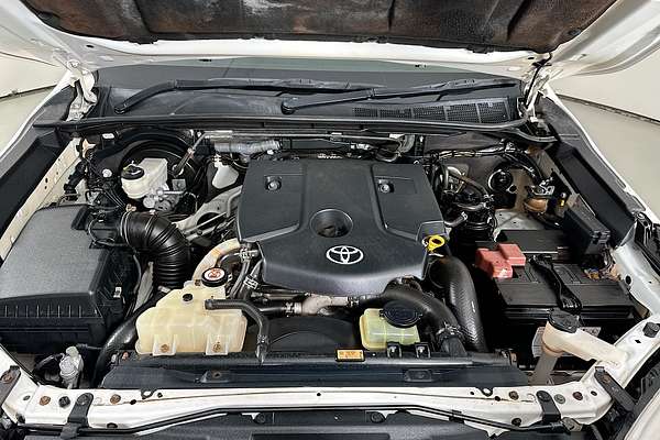 2019 Toyota HILUX SR (4x4) GUN126R MY19
