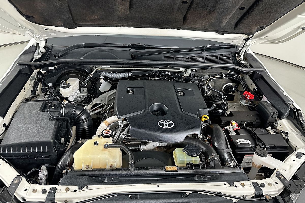 2022 Toyota HILUX SR (4x4) GUN126R 4X4