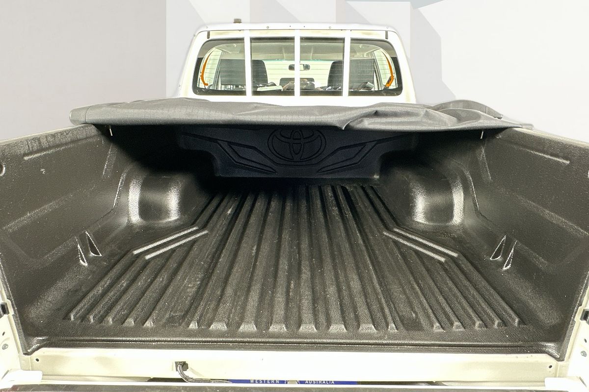 2018 Toyota HILUX SR (4x4) GUN126R MY19 4X4
