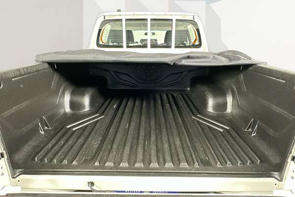 2018 Toyota HILUX SR (4x4) GUN126R MY19 4X4