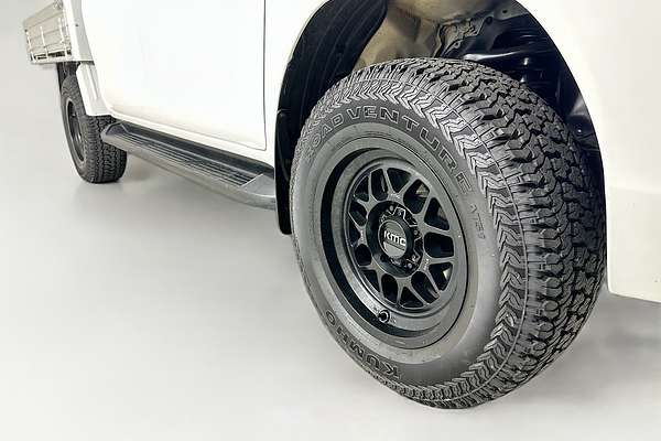 2020 Toyota HILUX SR (4x4) GUN126R FACELIFT 4X4