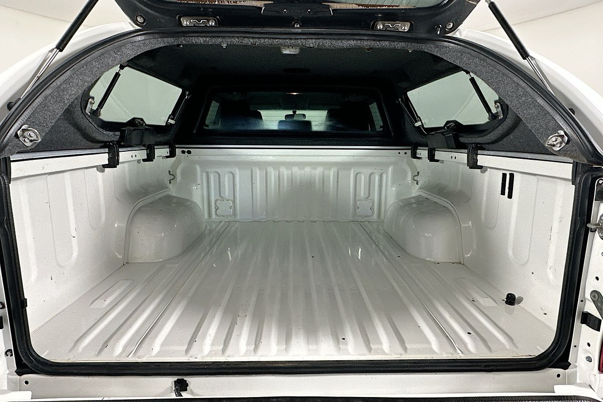 2019 Toyota HILUX SR5 (4x4) GUN126R MY19 4X4