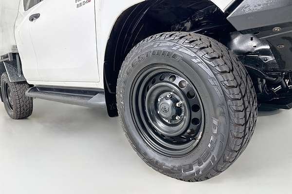 2020 Toyota Hilux SR (4x4) GUN126R FACELIFT 4X4