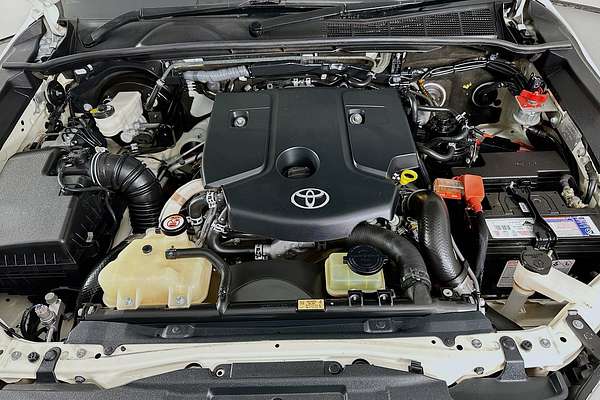 2022 Toyota HILUX SR (4x4) GUN126R 4X4