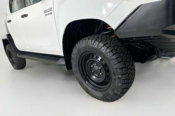 2019 Toyota HILUX SR (4x4) GUN126R MY19 4X4