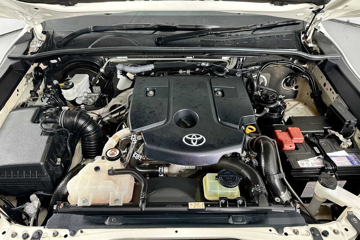 2021 Toyota HILUX SR (4x4) GUN126R 4X4