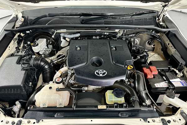2021 Toyota HILUX SR (4x4) GUN126R 4X4