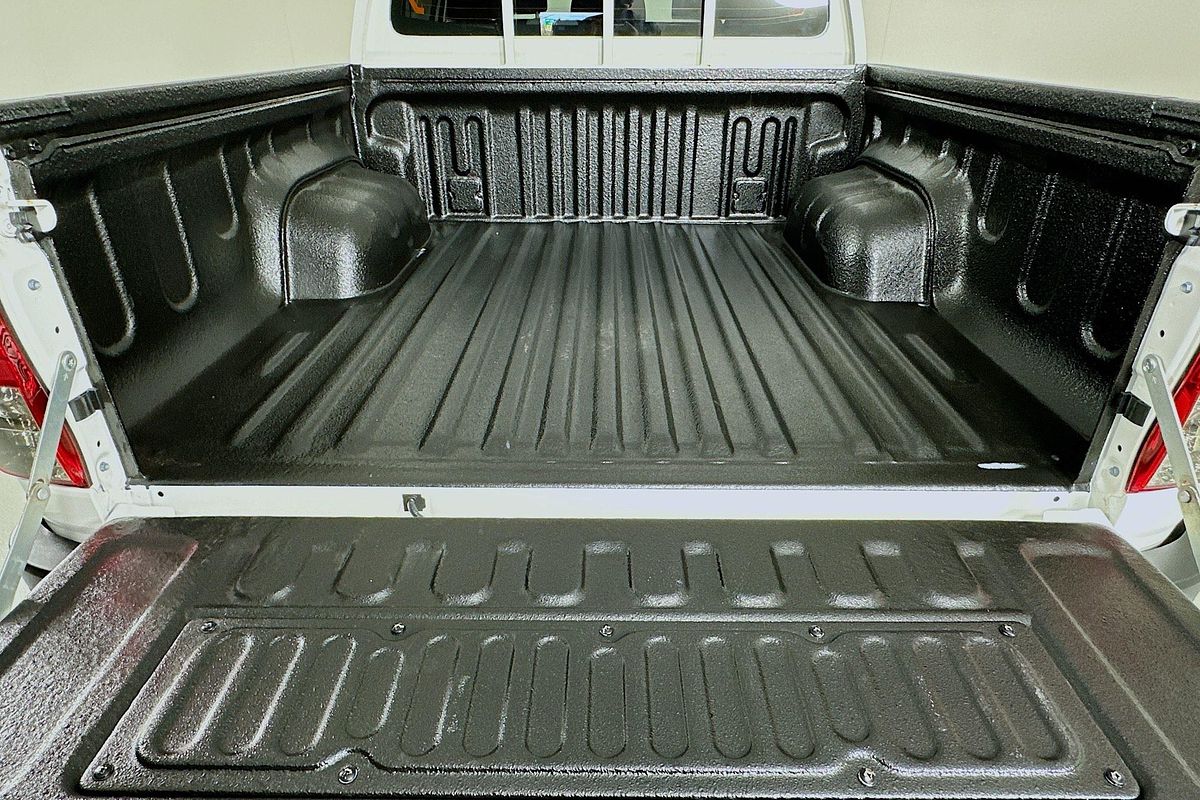 2022 Toyota HILUX WORKMATE HI-RIDER (4x2) GUN135R REAR WHEEL DRIVE
