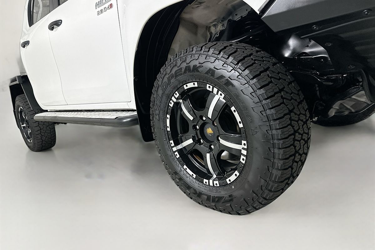 2021 Toyota HILUX SR (4x4) GUN126R 4X4