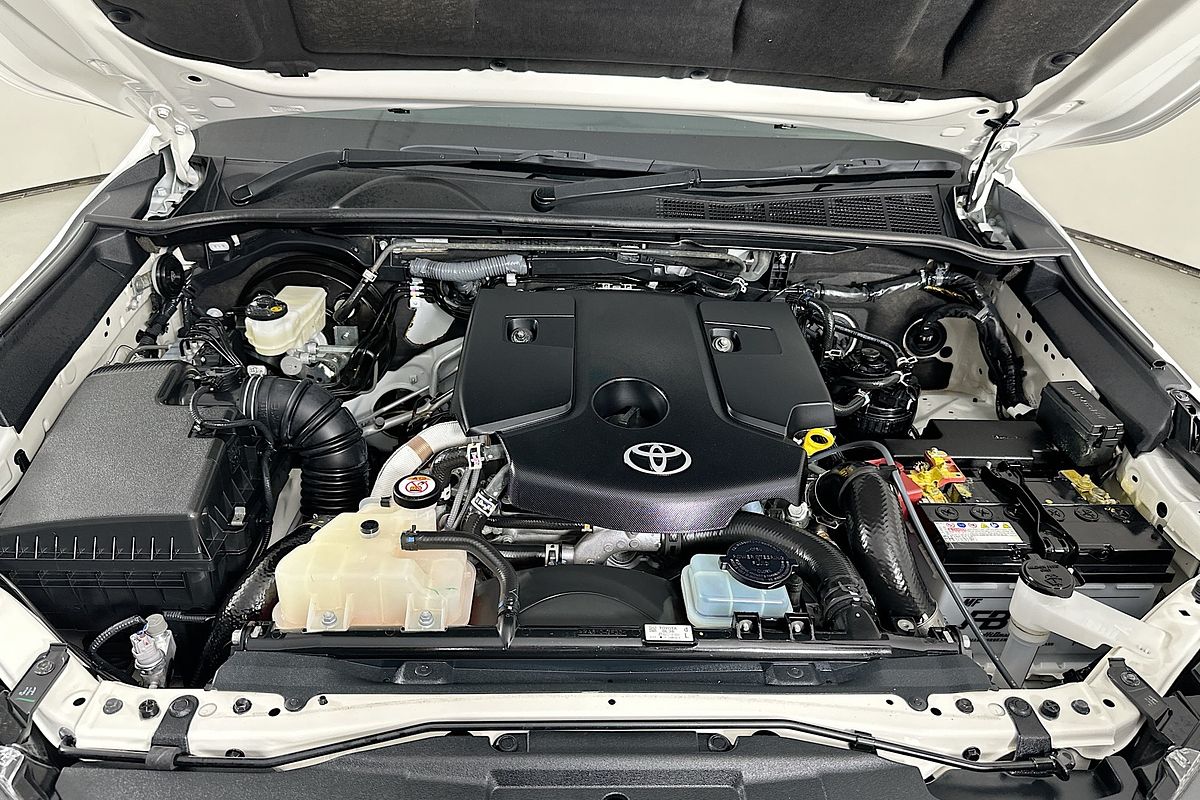 2024 Toyota HILUX SR (4x4) GUN126R 4X4