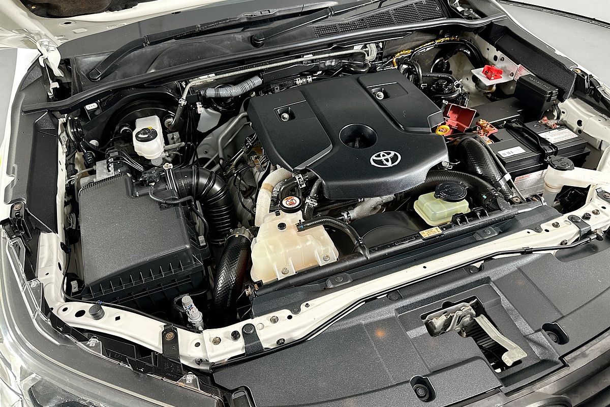 2021 Toyota HILUX SR (4x4) GUN126R FACELIFT 4X4