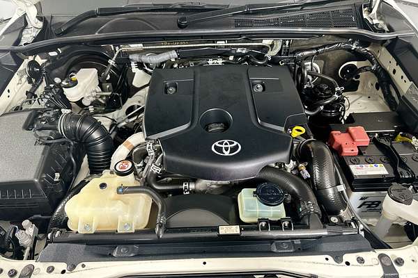 2022 Toyota HILUX SR (4x4) GUN126R 4X4