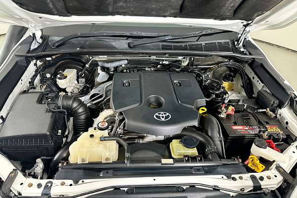 2018 Toyota HILUX SR (4x4) GUN126R MY17 4X4