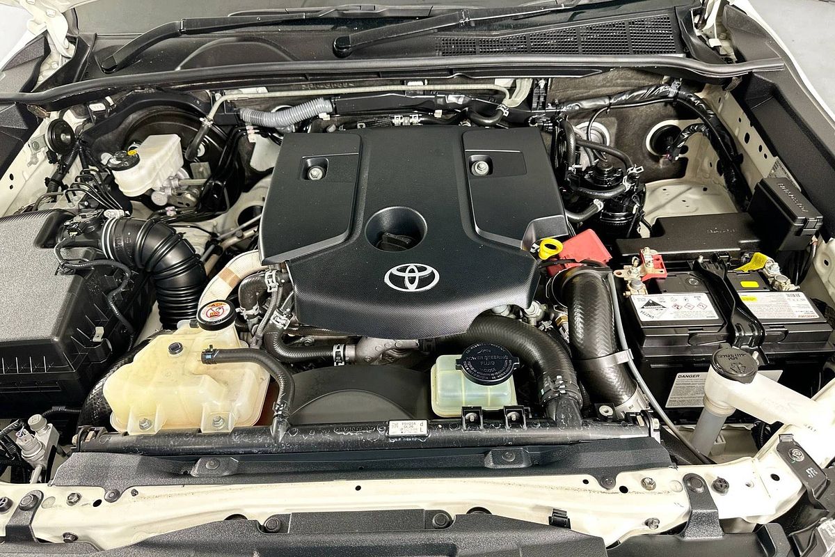 2022 Toyota HILUX SR (4x4) GUN126R 4X4