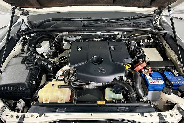 2021 Toyota HILUX SR (4x4) GUN126R 4X4