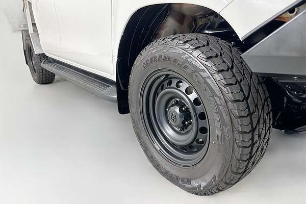 2021 Toyota HILUX SR (4x4) GUN126R FACELIFT 4X4