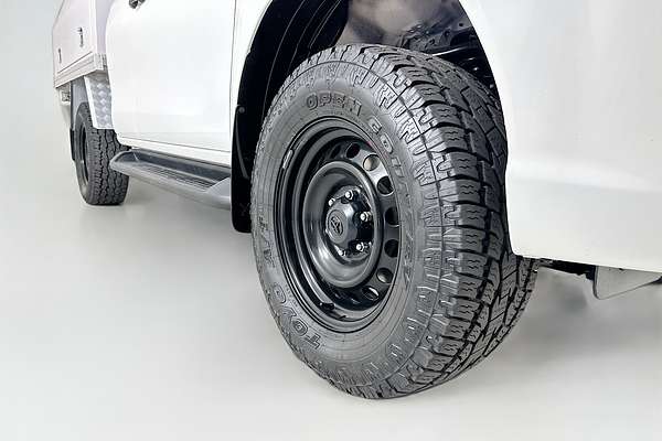 2020 Toyota Hilux SR (4x4) GUN126R FACELIFT 4X4