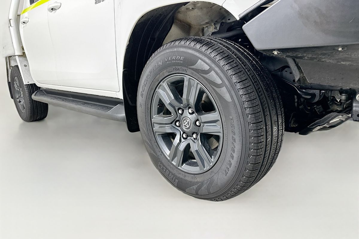 2023 Toyota HILUX SR (4x4) GUN126R 4X4