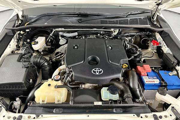 2022 Toyota HILUX SR (4x4) GUN126R 4X4